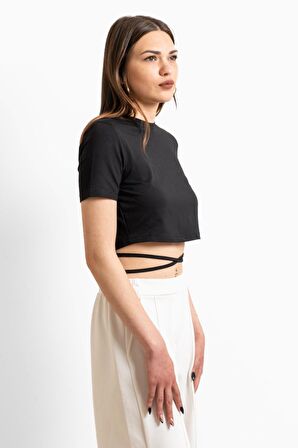 Belden Bağlamalı Sırt Dekolteli Crop Top Bluz